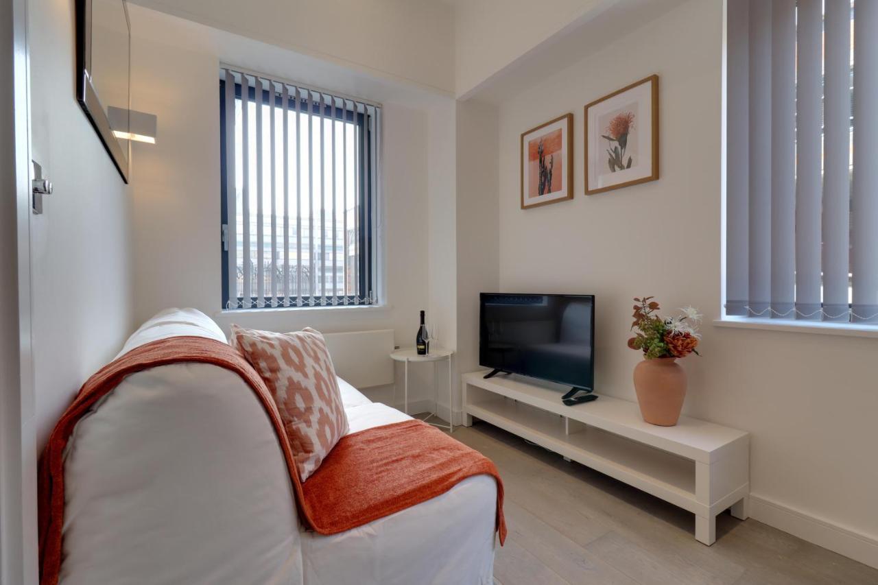 La Casa Suites Slough Eksteriør billede