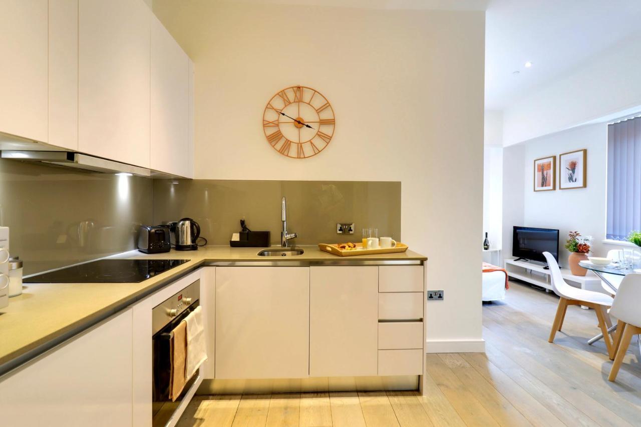 La Casa Suites Slough Eksteriør billede